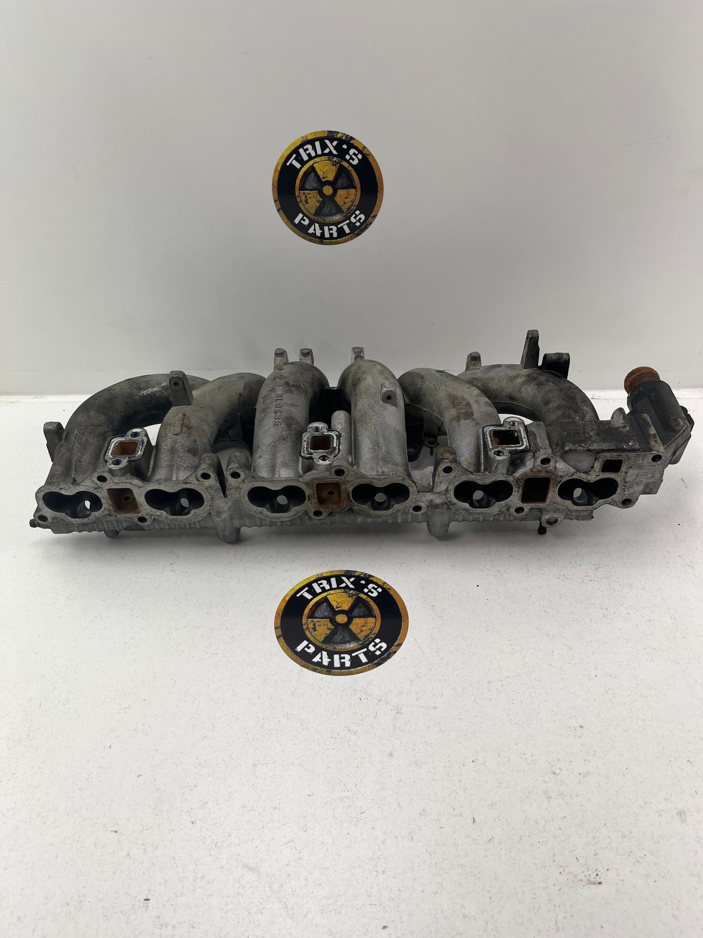 Used Bottom Bare Intake Manifold to Suit RB25DET and RB25DE Engines