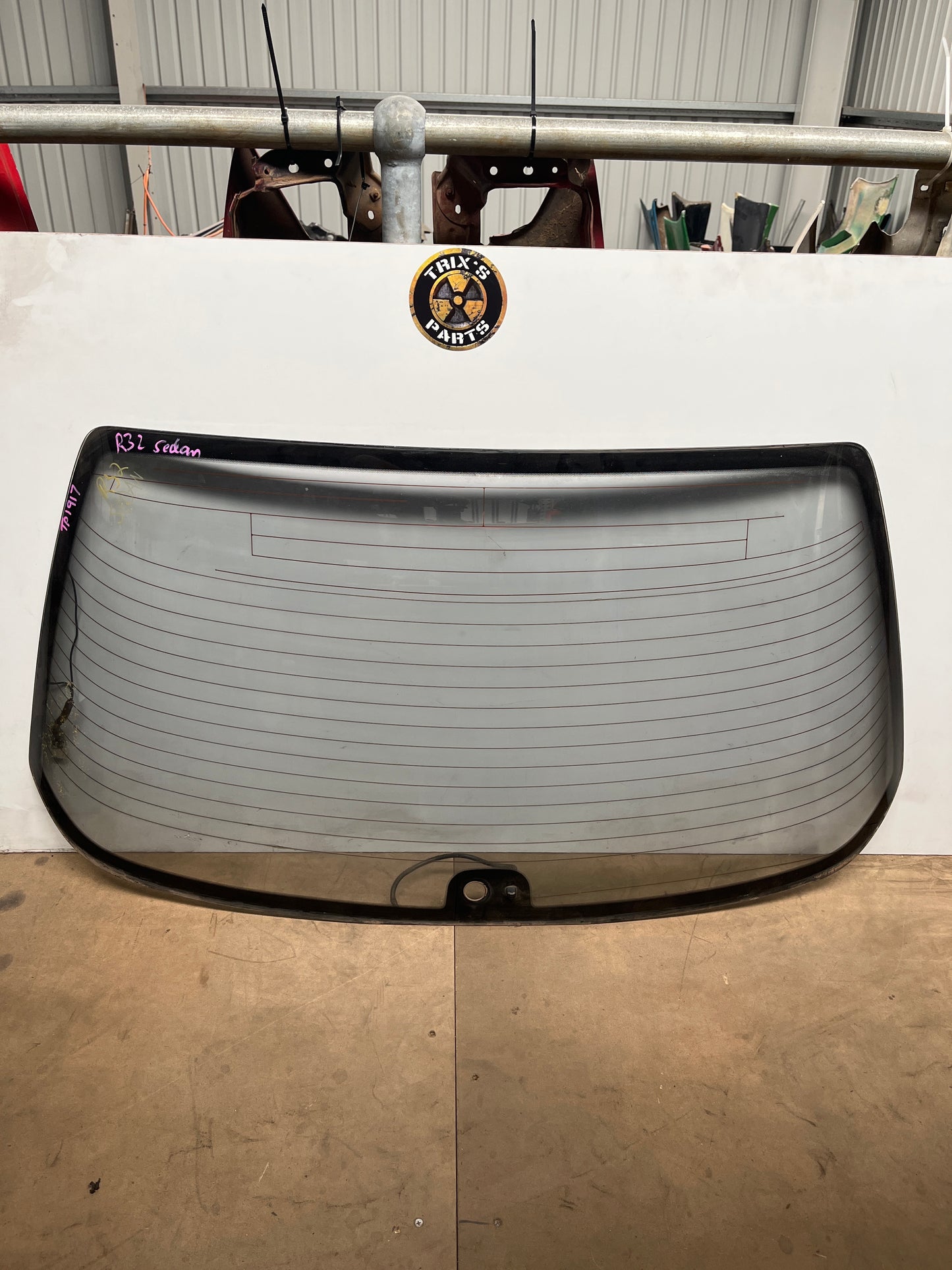 Used Rear Window To Suit Nissan R32 Skyline Sedan