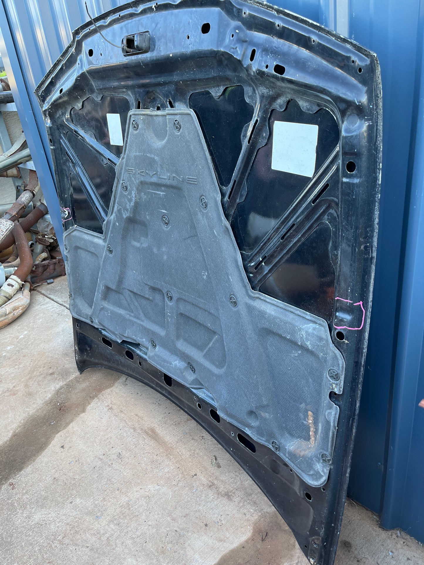 Aluminium Bonnet, R32 GTR Skyline - Missing Hinges and Insulation