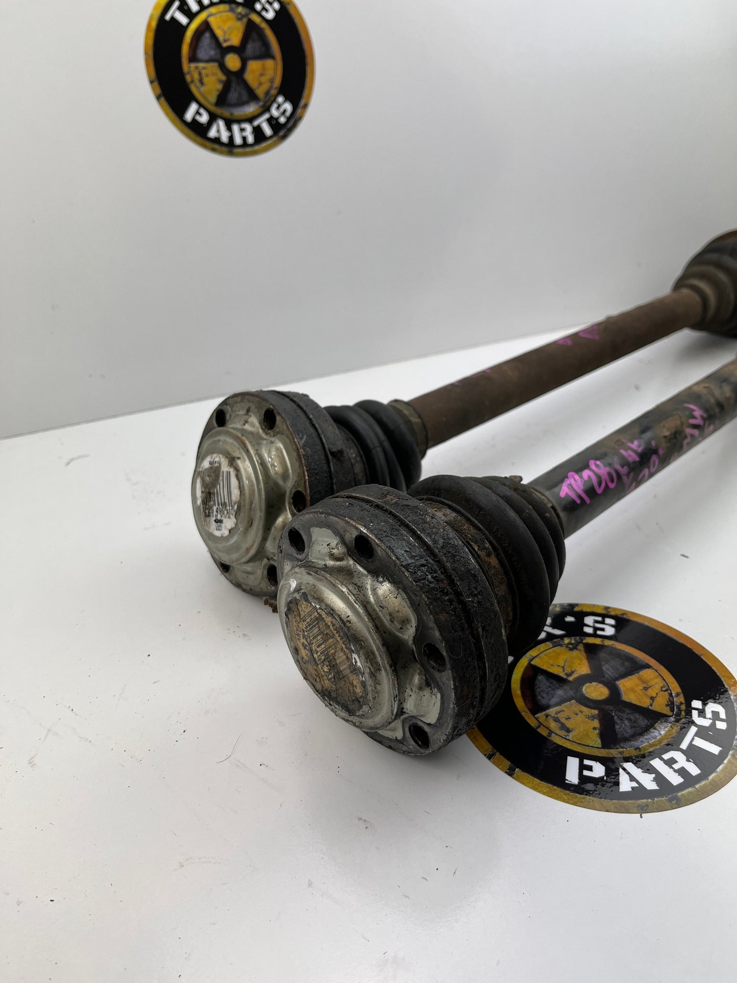 BMW 320i E46 Used Rear Driveshafts Pair